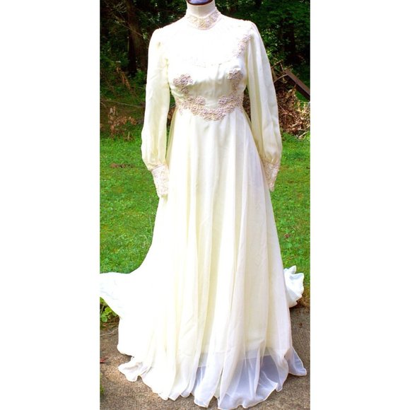 Vtg 80s Ivory Wedding Dress Veil Hi Neck Bead Sheer Cuffed Train Victorian Goth - Picture 2 of 16